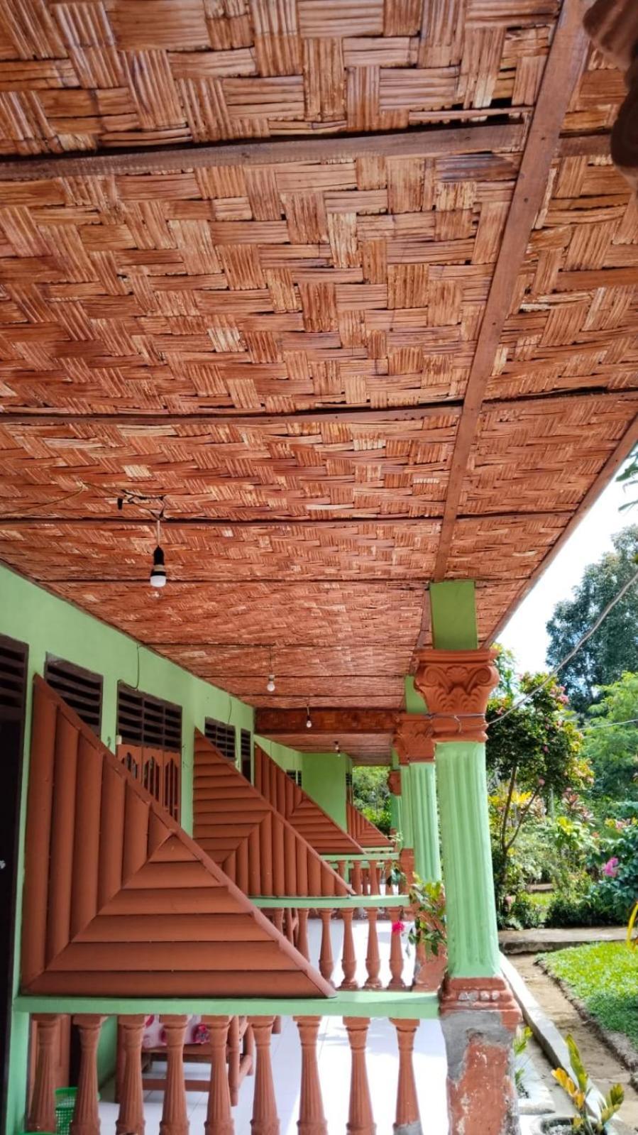Wisma Batu Mandi Bukit Lawang Exteriör bild